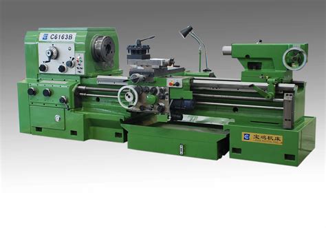 universal lathe machine